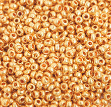 Load image into Gallery viewer, CB1605  seed bead 8/0  metallic gold dyed
