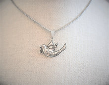 Load image into Gallery viewer, Dove Necklace
